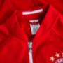 Bayern München 2016/17 Bevonuló Pulóver (piros)